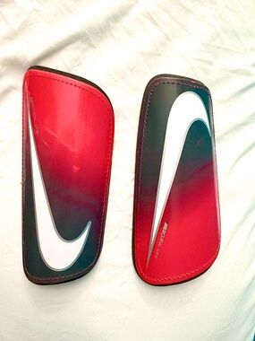 Nike Mercurial Soccer Shin Guards